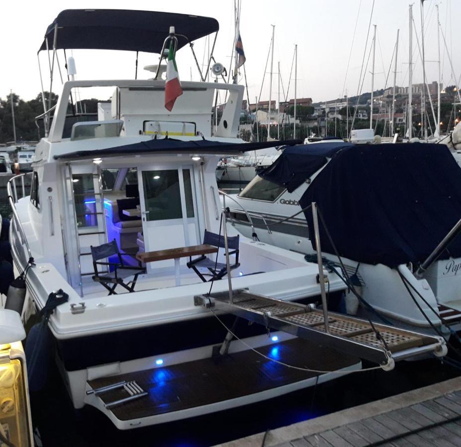 Sanremo Charter Boat And Breakfast Hotell Eksteriør bilde